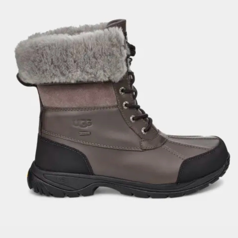 EUC Ugg Butte shearing/leather/wool boots, EU 40 (US mens 7 or ladies 9)